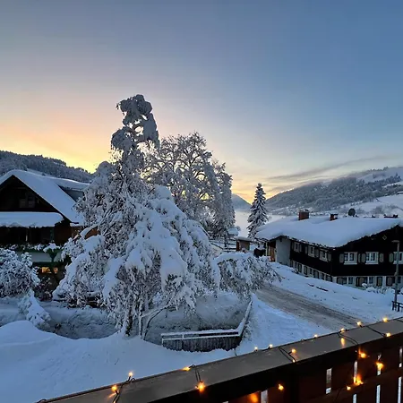Edelschwarz Allgaeu * Oberstaufen